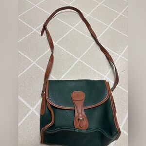 Michael Stevens International Green and Tan Bag